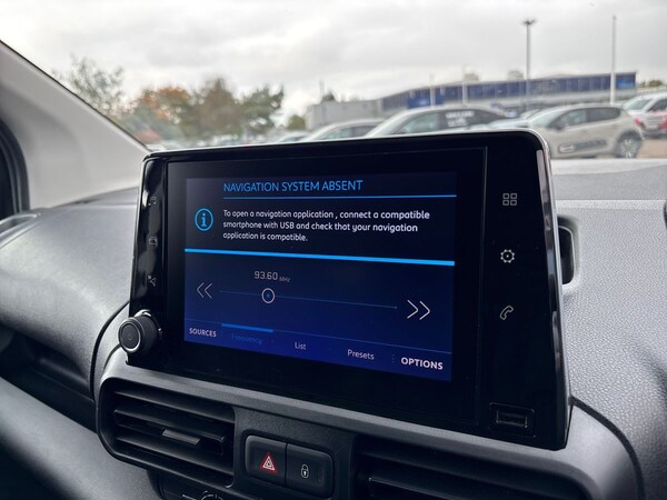 Used Peugeot Partner 2021 for sale - 75590956: Photo 23