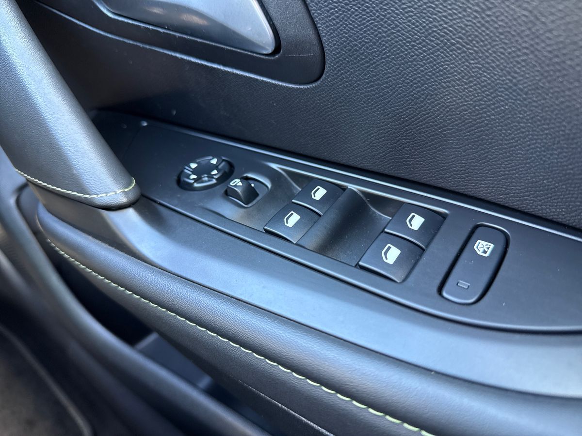 Used Peugeot 208 2021 for sale - 76475006: Photo 22