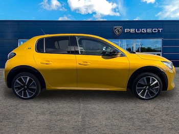 Used Peugeot 208 2021 for sale - 76475006: Photo