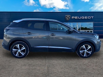 Used Peugeot 3008 2018 for sale - 77158002: Photo