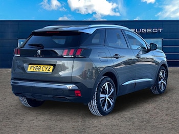 Used Peugeot 3008 2018 for sale - 77158002: Photo