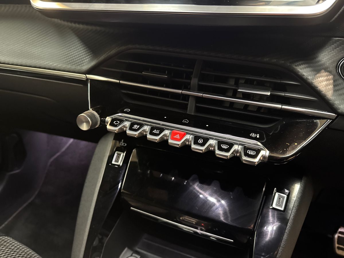 Used Peugeot 208 2024 for sale - 76942920: Photo 19