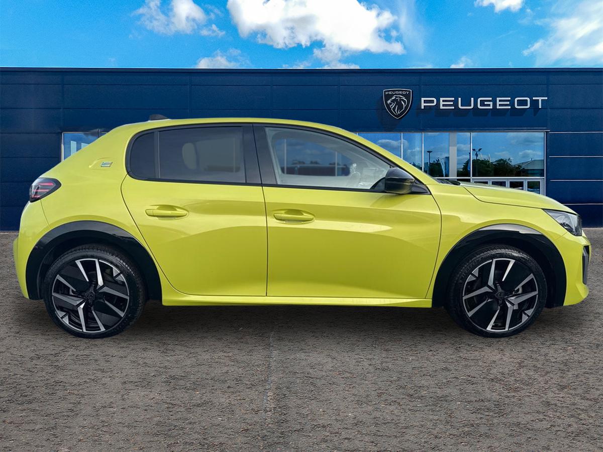 Used Peugeot 208 2024 for sale - 76942920: Photo 2