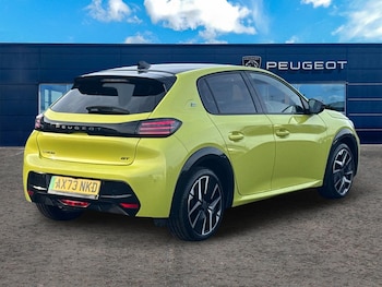 Used Peugeot 208 2024 for sale - 76942920: Photo