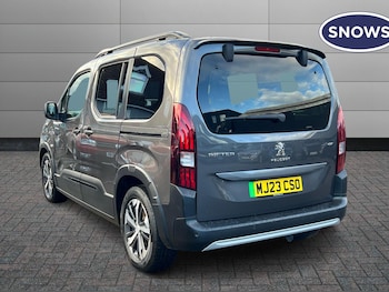Used Peugeot Rifter 2023 for sale - 76675746: Photo