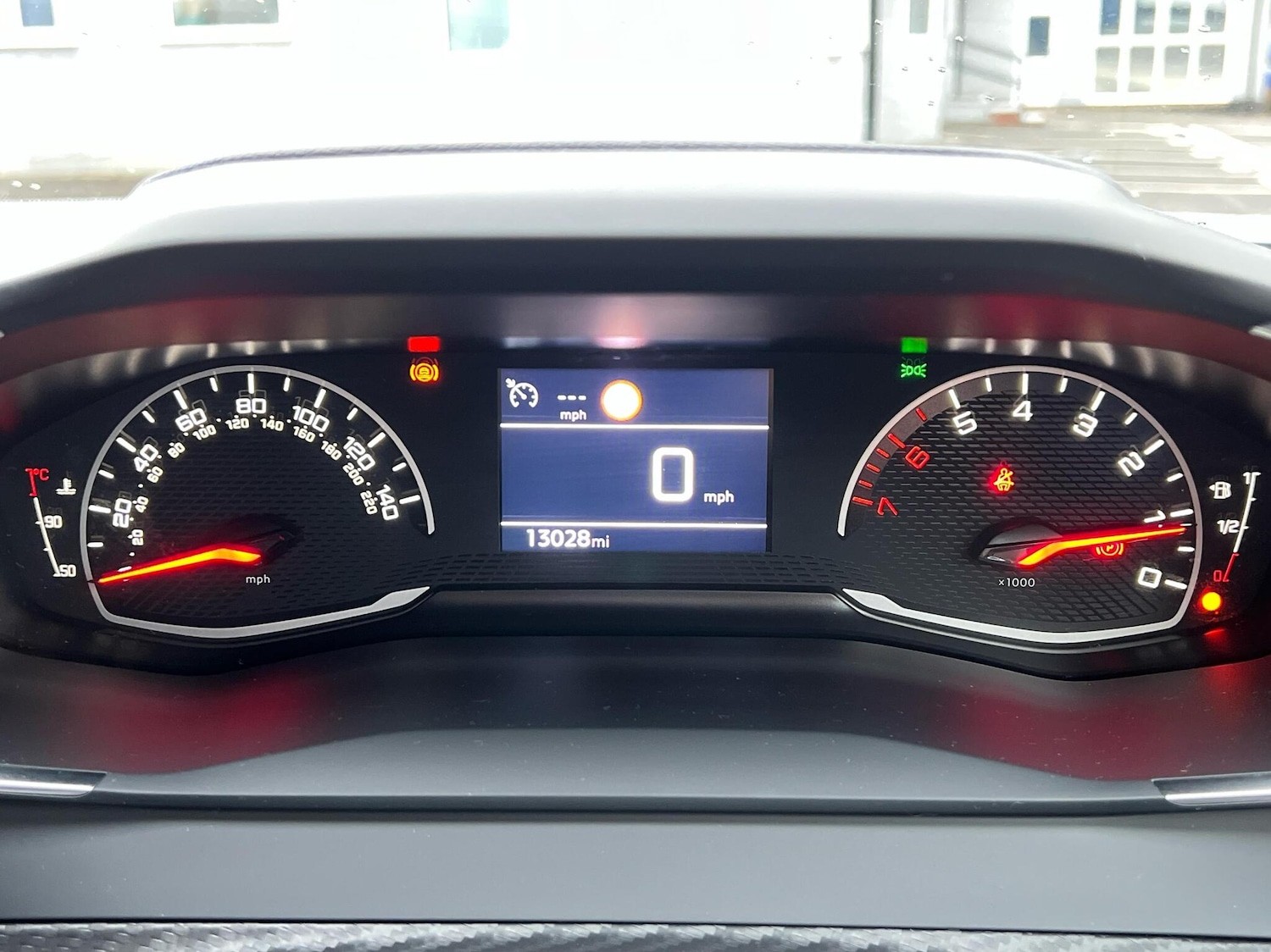 Used Peugeot 2008 2023 for sale - 77639152: Photo 12