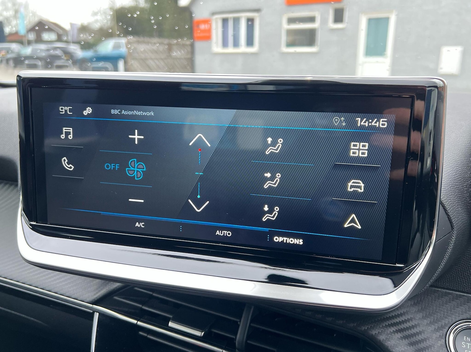 Used Peugeot 2008 2023 for sale - 77639152: Photo 15