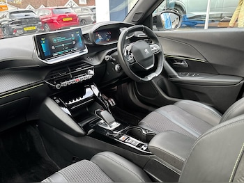 Used Peugeot 2008 2021 for sale - 76681254: Photo