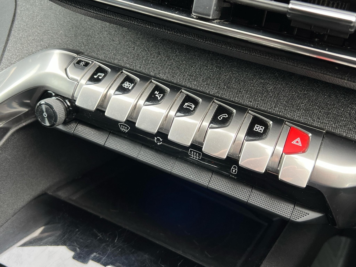 Used Peugeot 3008 2019 for sale - 76673827: Photo 25