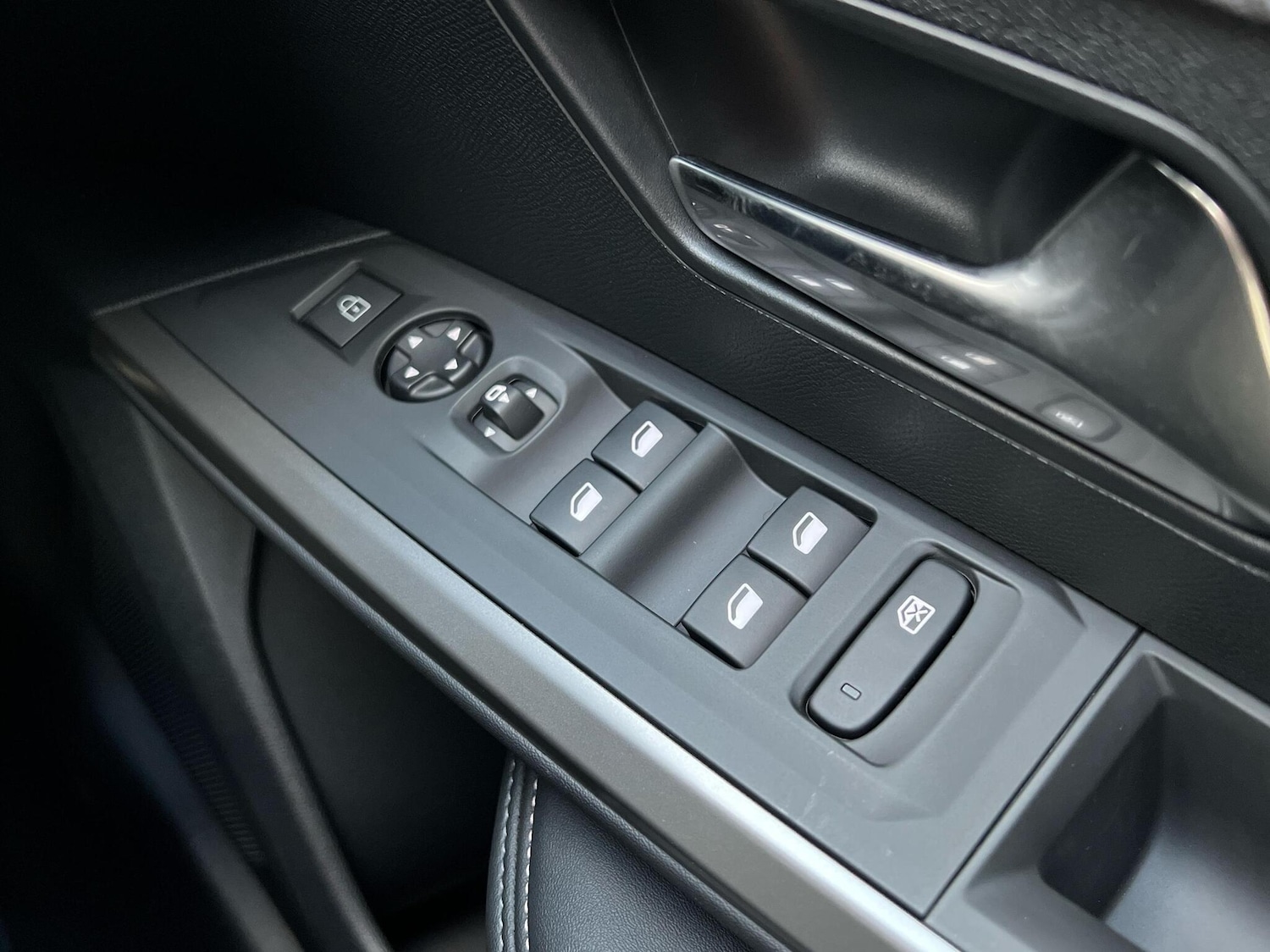 Used Peugeot 3008 2025 for sale - 76678535: Photo 25