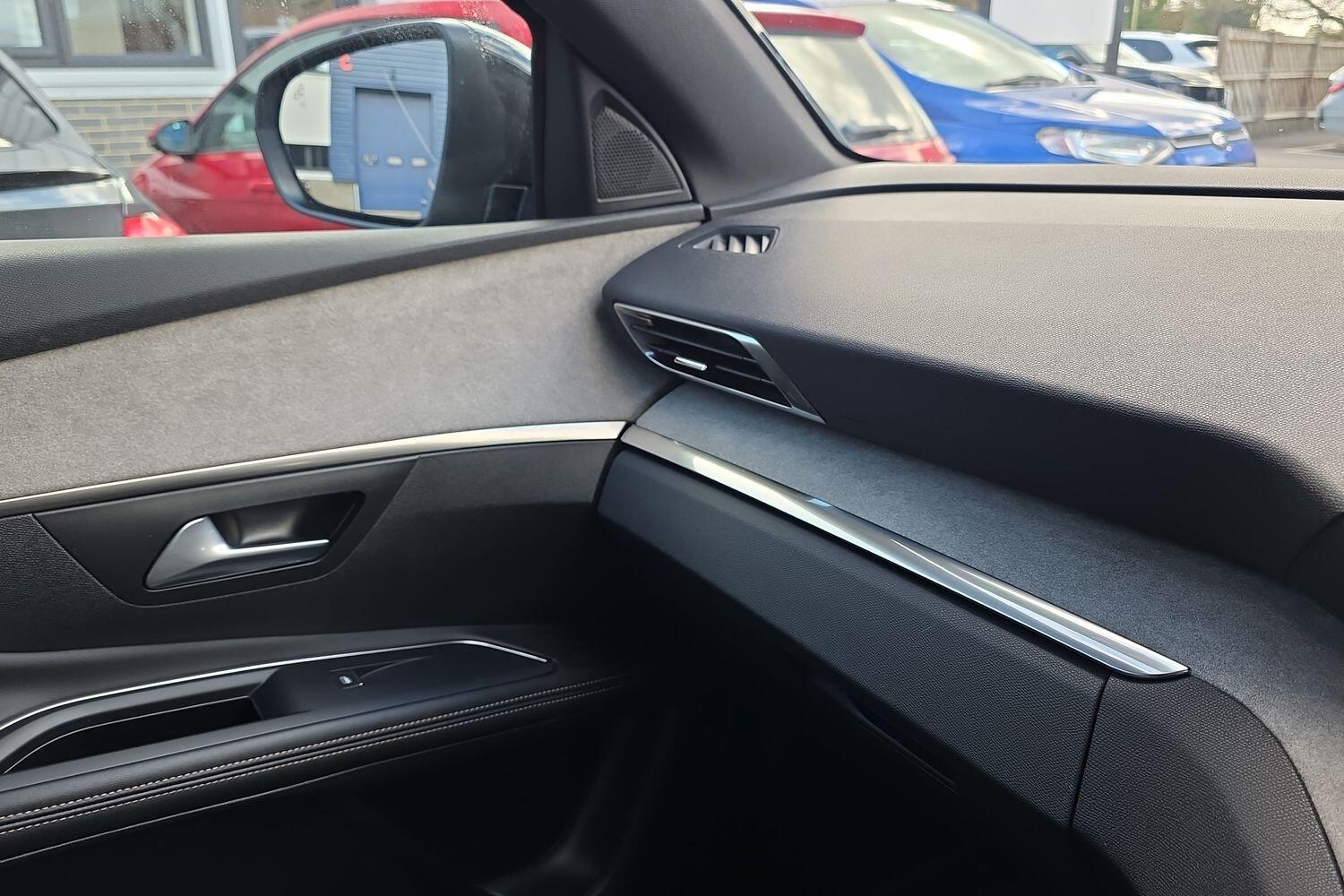 Used Peugeot 5008 2023 for sale - 78028520: Photo 23