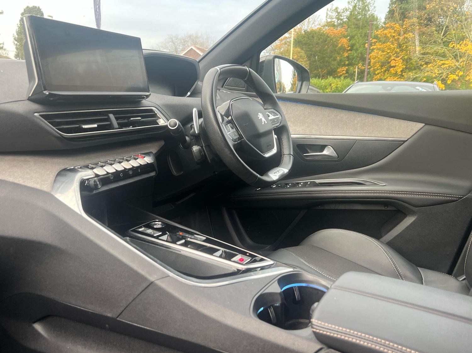 Used Peugeot 3008 2024 for sale - 76678809: Photo 5