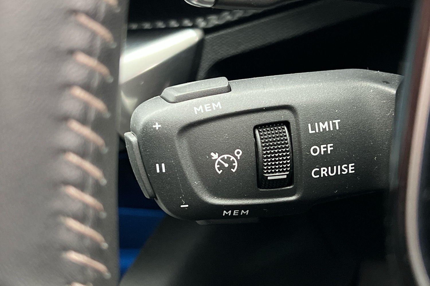 Used Peugeot 5008 2024 for sale - 76676842: Photo 16