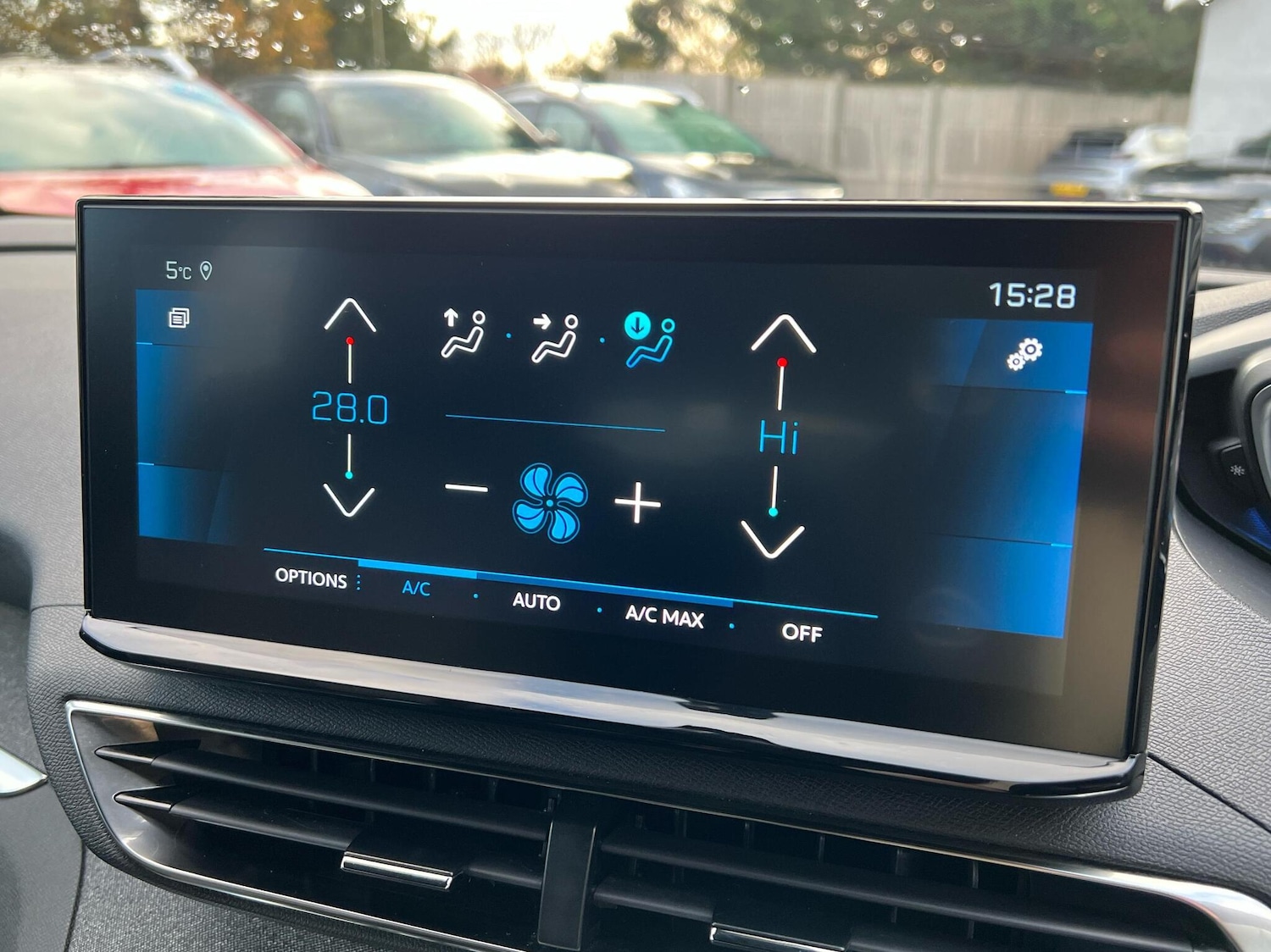 Used Peugeot 3008 2023 for sale - 76676861: Photo 17