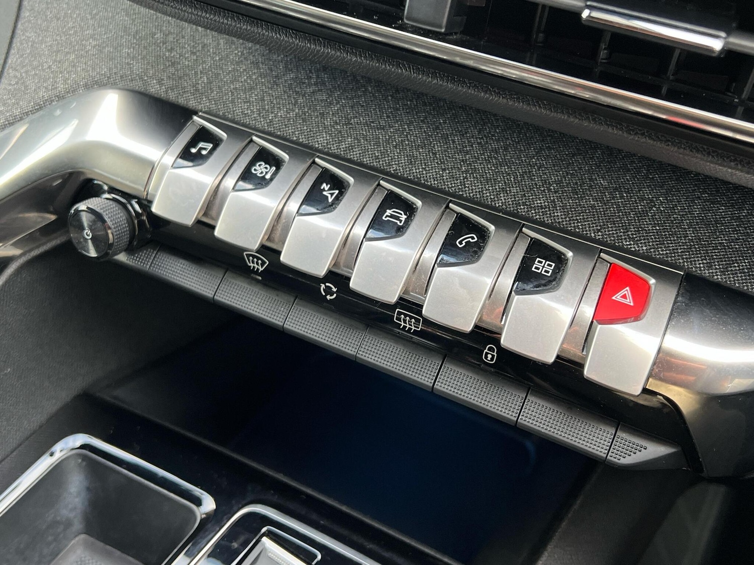 Used Peugeot 3008 2023 for sale - 76676861: Photo 25