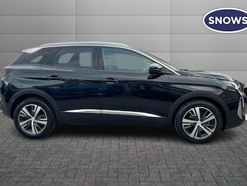 Used Peugeot 3008 2023 for sale - 76676861: Photo