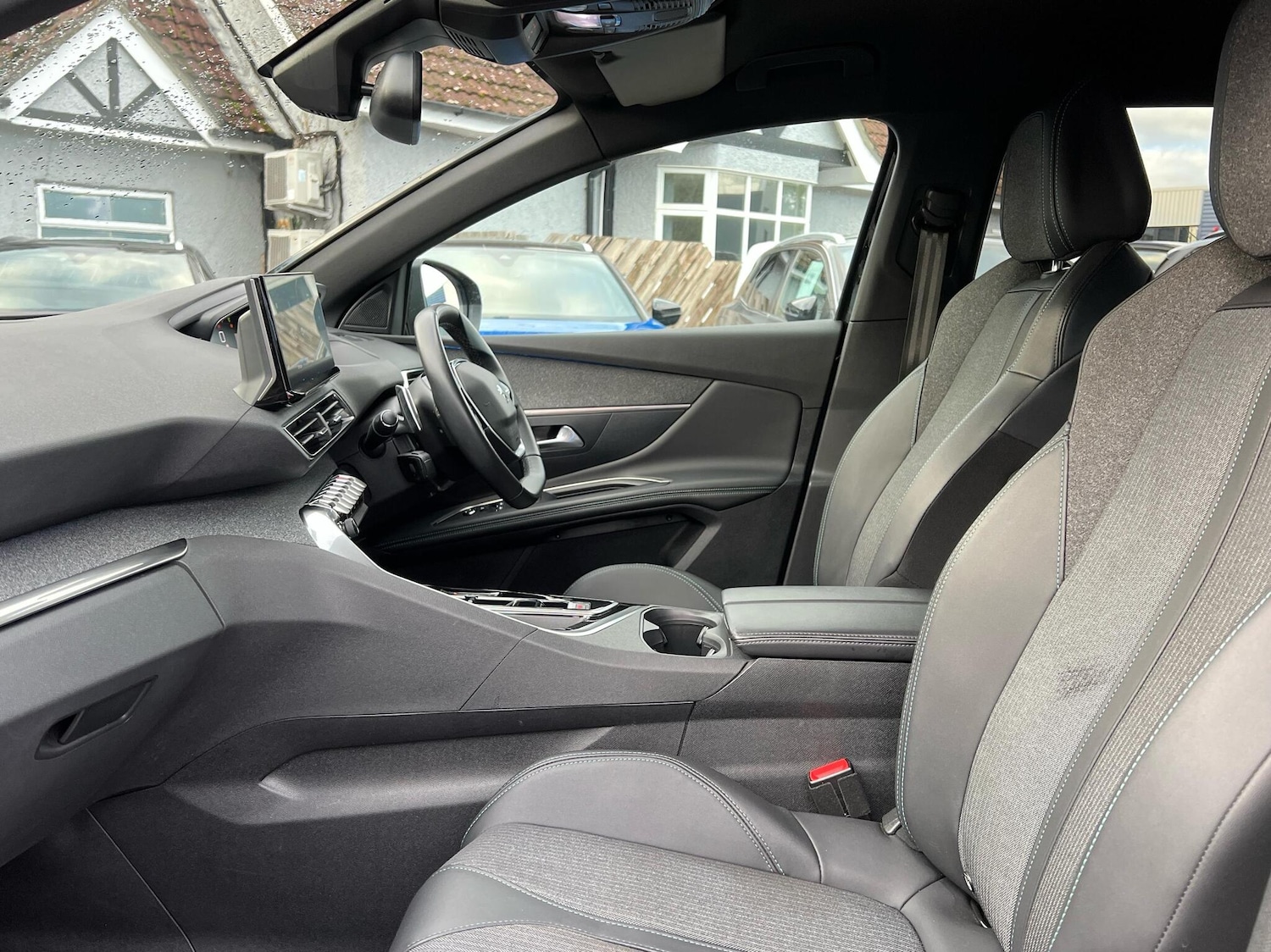 Used Peugeot 3008 2023 for sale - 76676861: Photo 8