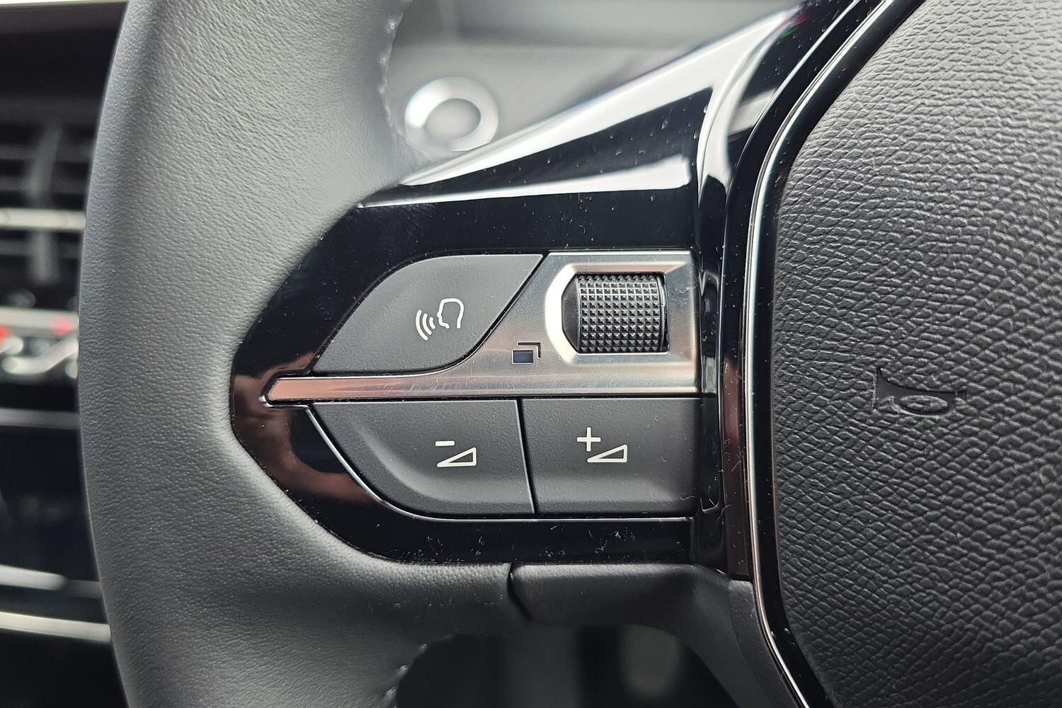 Used Peugeot 2008 2023 for sale - 77851624: Photo 25