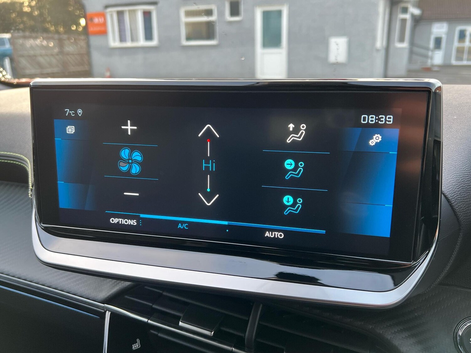 Used Peugeot 2008 2022 for sale - 77483187: Photo 16