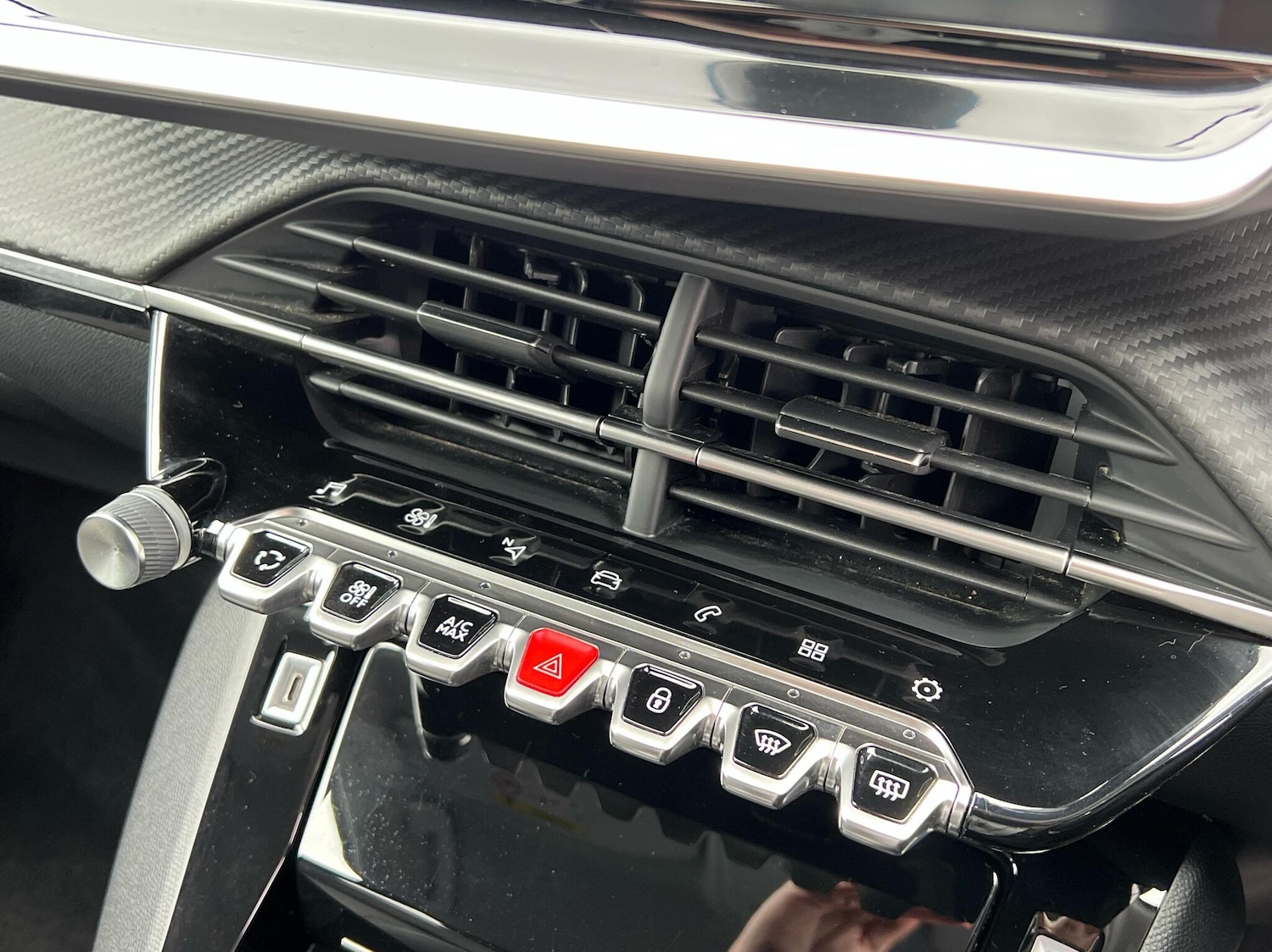 Used Peugeot 2008 2022 for sale - 76675261: Photo 25