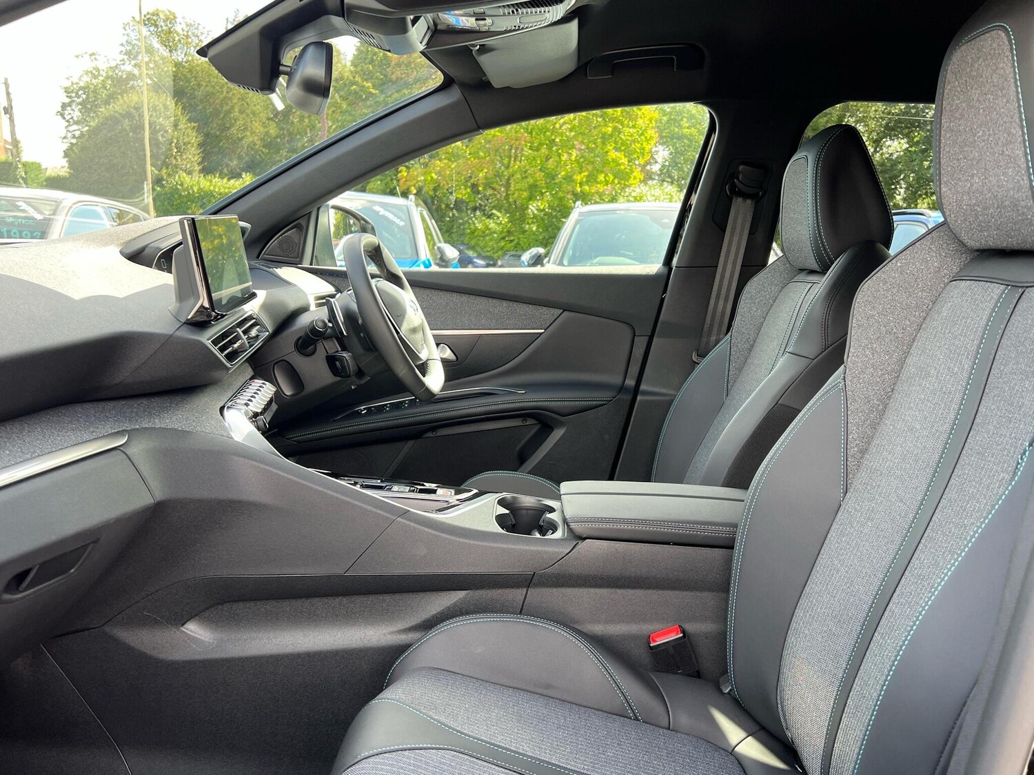 Used Peugeot 3008 2025 for sale - 76678012: Photo 9