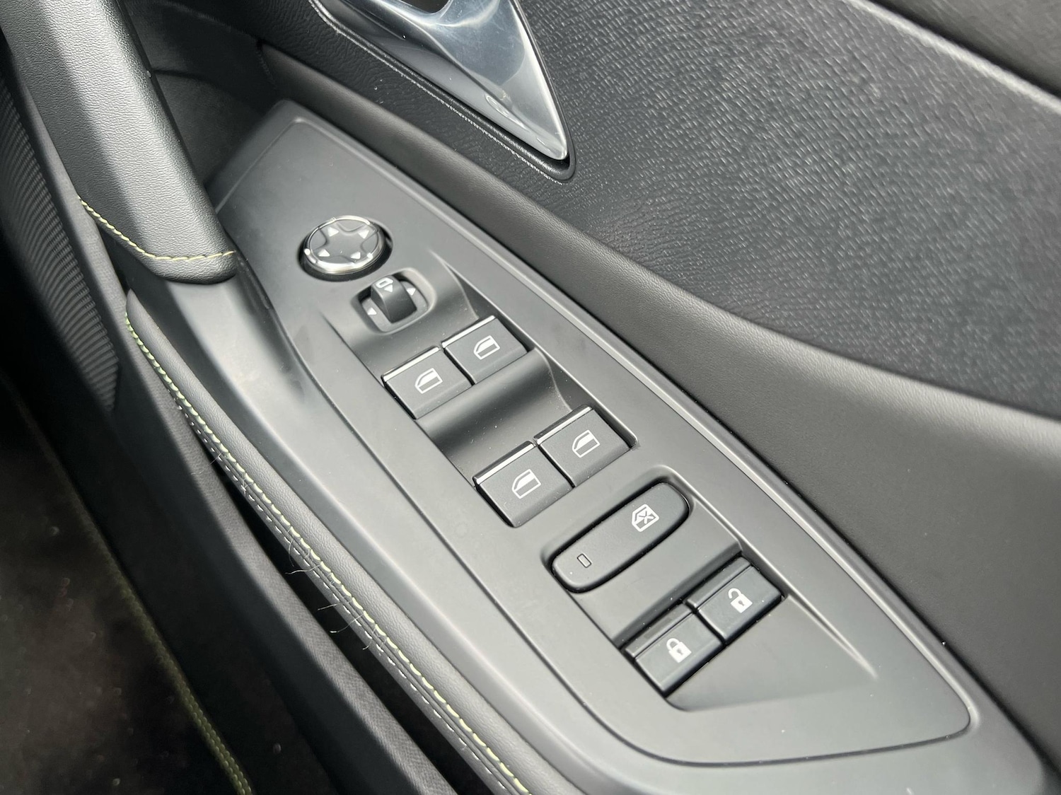 Used Peugeot 408 2023 for sale - 76675836: Photo 25