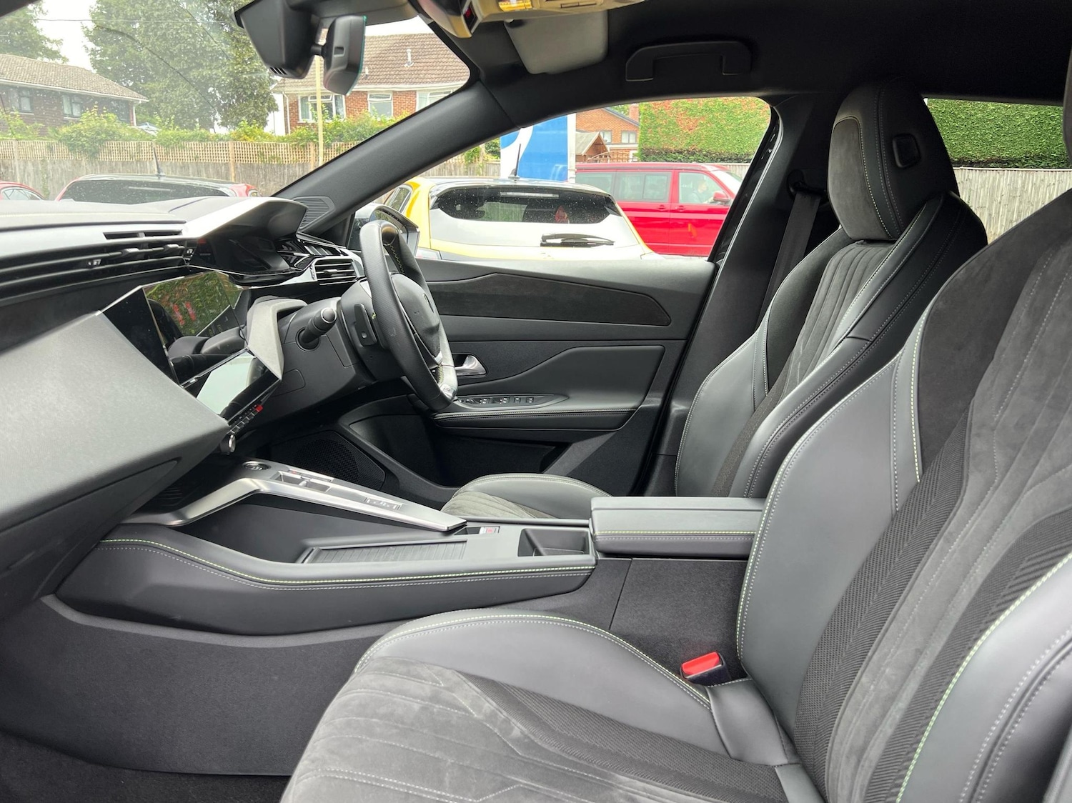 Used Peugeot 408 2023 for sale - 76675836: Photo 9