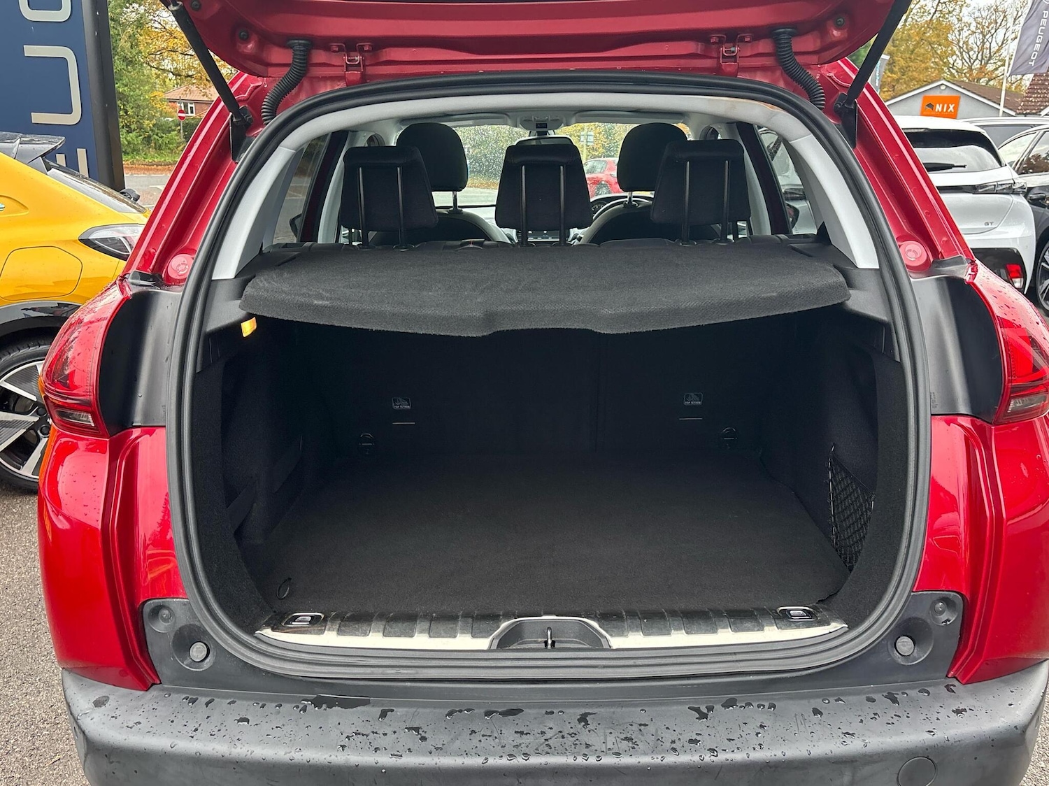 Used Peugeot 2008 2017 for sale - 76673405: Photo 8