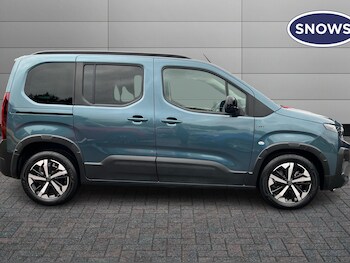 Used Peugeot Rifter 2024 for sale - 76677023: Photo