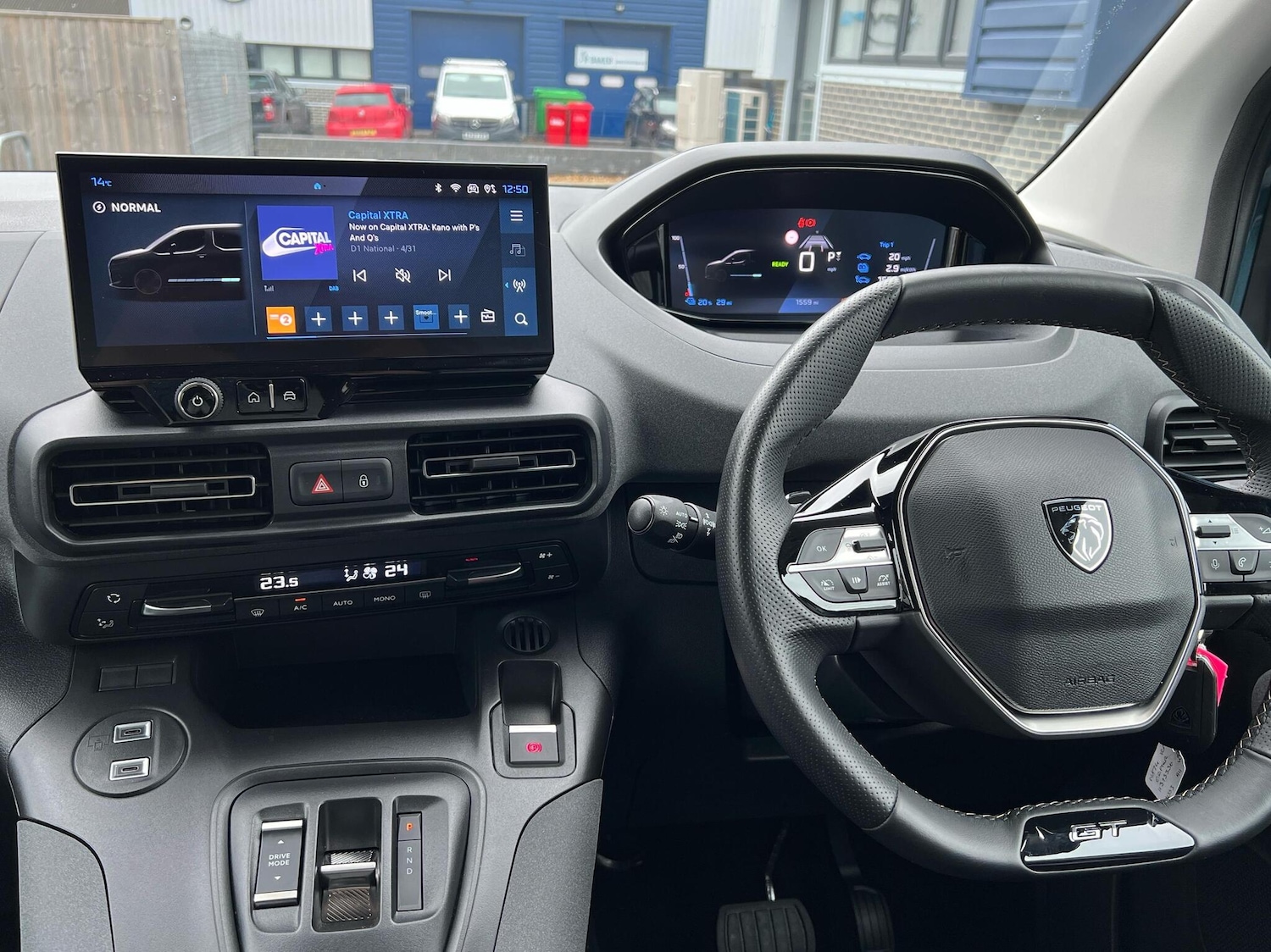 Used Peugeot Rifter 2024 for sale - 76677023: Photo 8