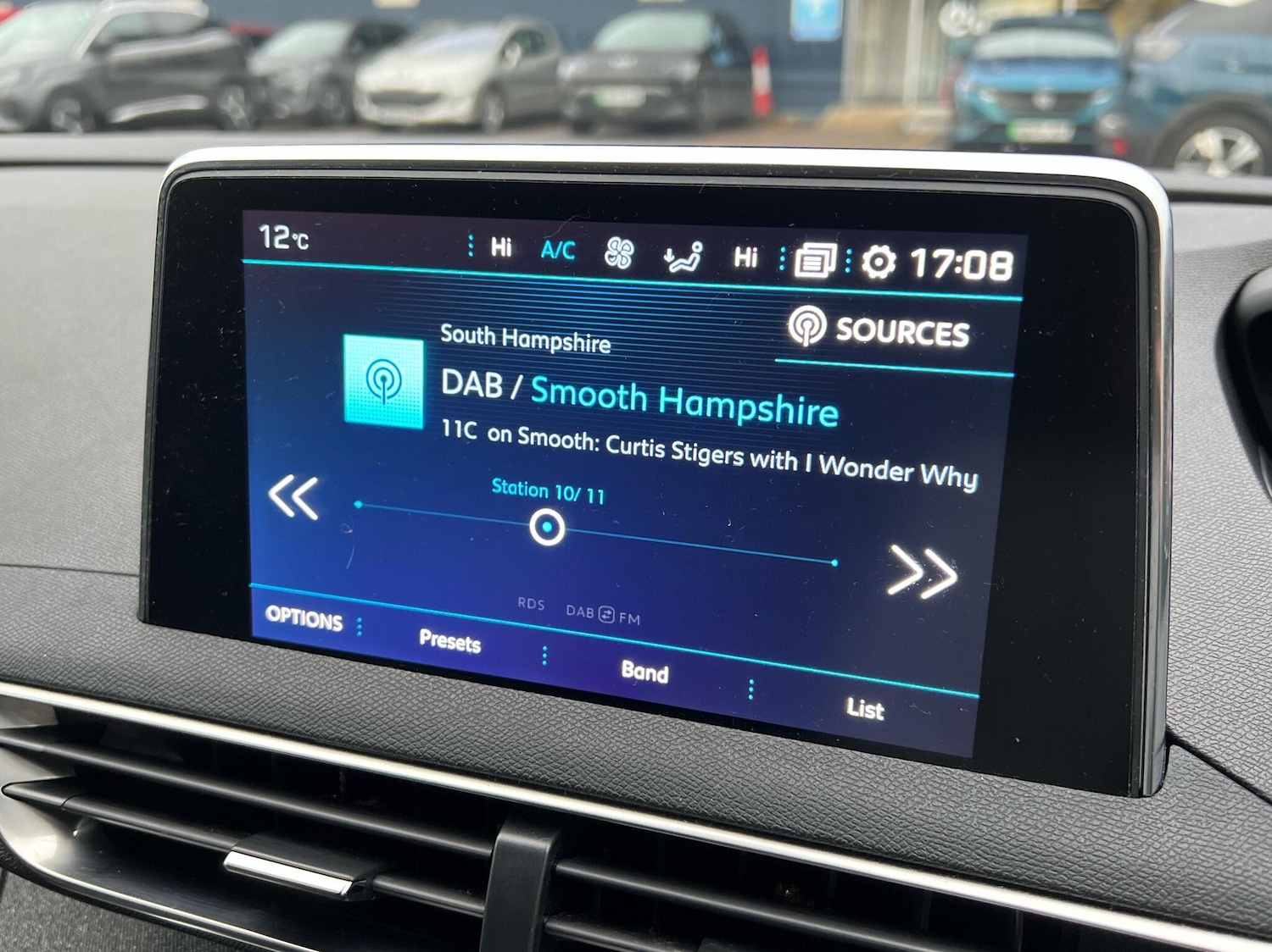 Used Peugeot 3008 2019 for sale - 76673531: Photo 14