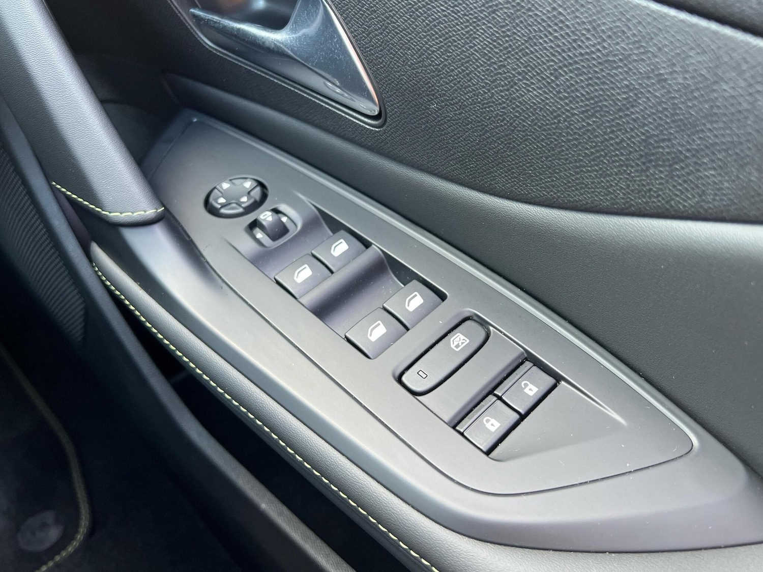 Used Peugeot 308 2024 for sale - 76677460: Photo 25