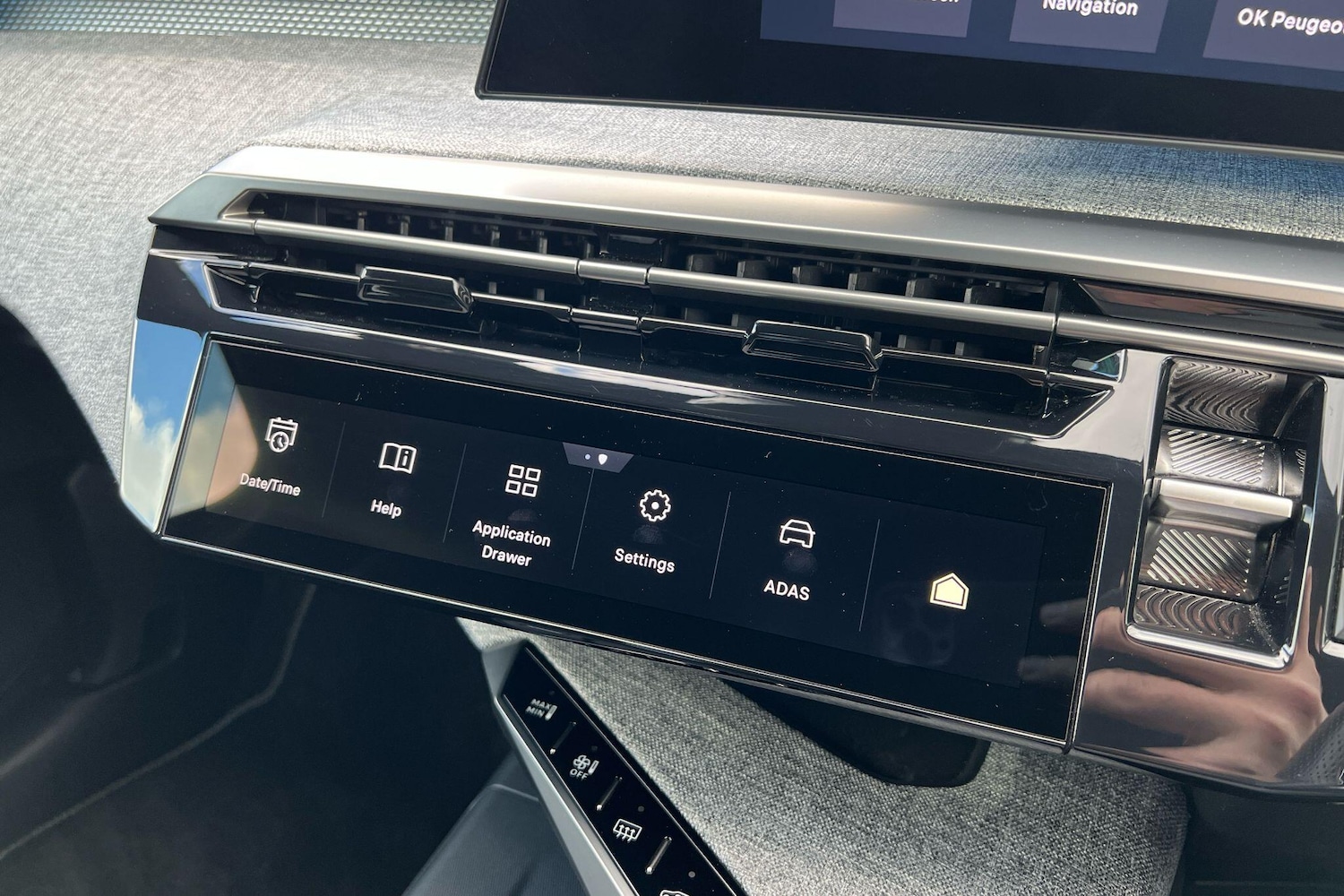 Used Peugeot 3008 2024 for sale - 77013337: Photo 24