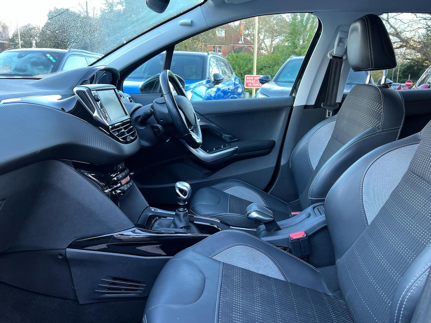 Used Peugeot 2008 2019 for sale - 76673598: Photo 9