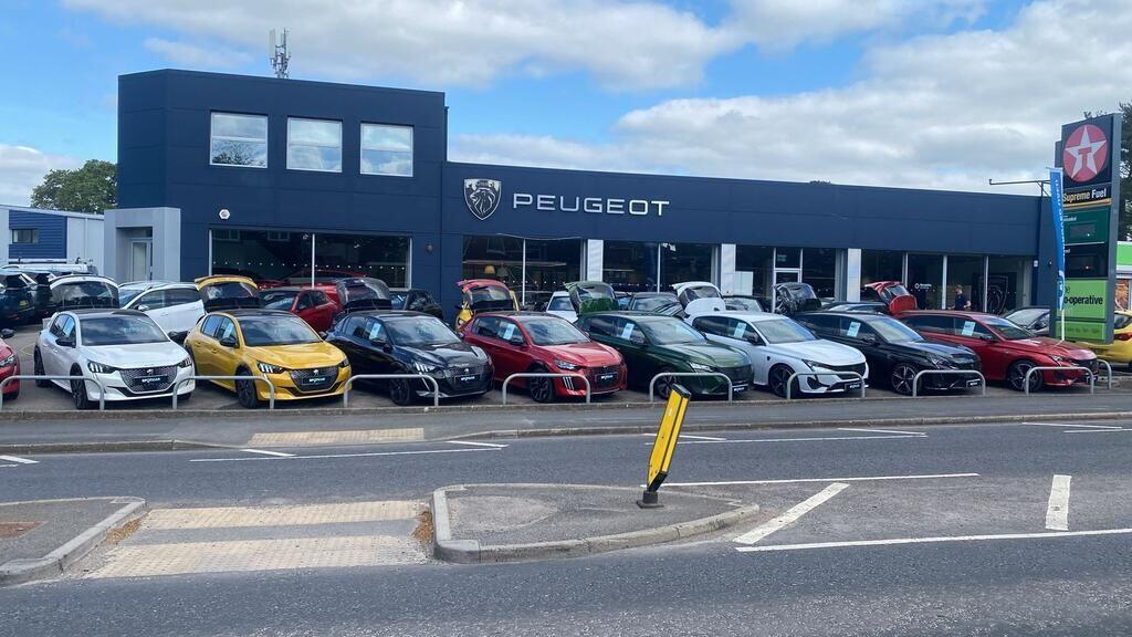 Used Peugeot 2008 2021 for sale - 77927077: Photo 6