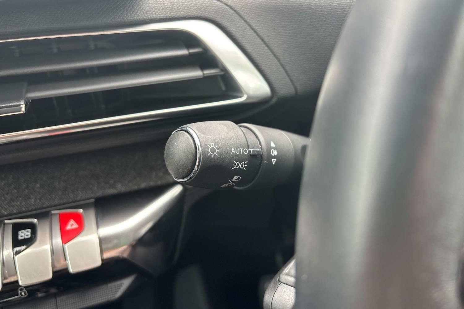 Used Peugeot 3008 2022 for sale - 76675348: Photo 14