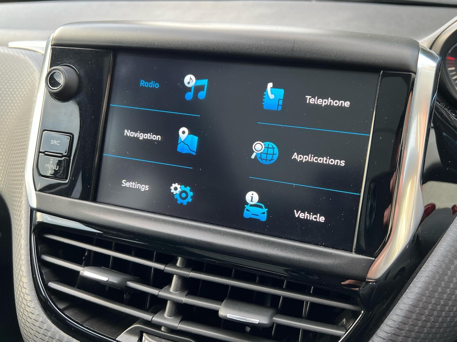 Used Peugeot 2008 2019 for sale - 76673402: Photo 14