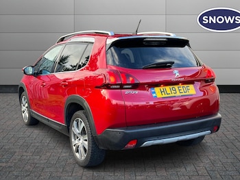 Used Peugeot 2008 2019 for sale - 76673402: Photo