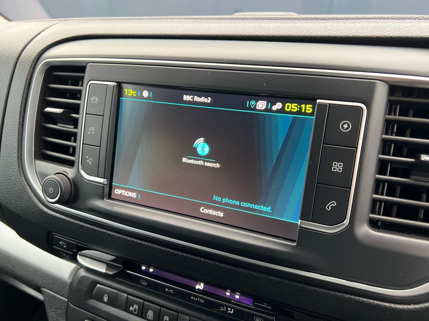 Used Peugeot Traveller 2024 for sale - 76677610: Photo 20