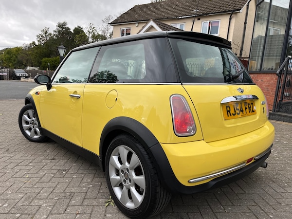 Used MINI Hatch 2004 for sale - 76171612: Photo 5