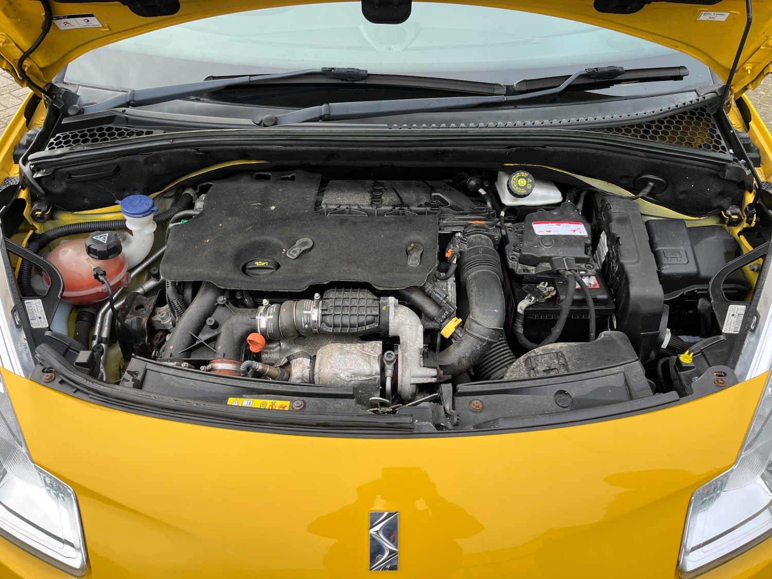 Used Citroen DS3 2015 for sale - 76864145: Photo 2