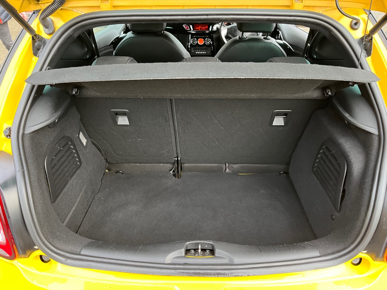 Used Citroen DS3 2015 for sale - 76864145: Photo 6