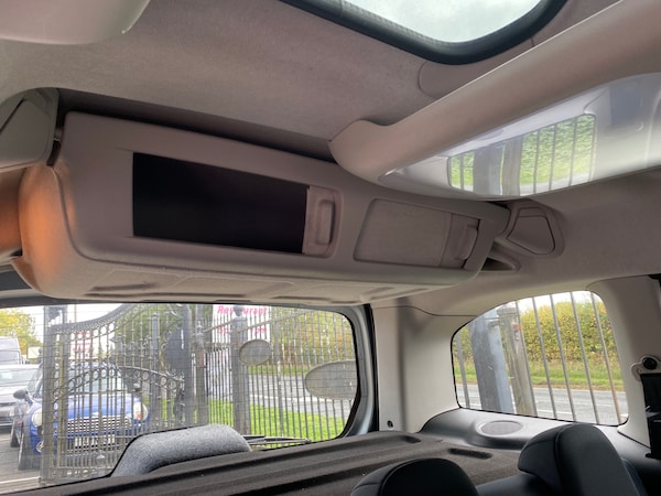 Used Peugeot Partner Tepee 2011 for sale - 76220369: Photo 15