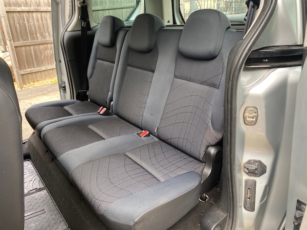 Used Peugeot Partner Tepee 2011 for sale - 76220369: Photo 9