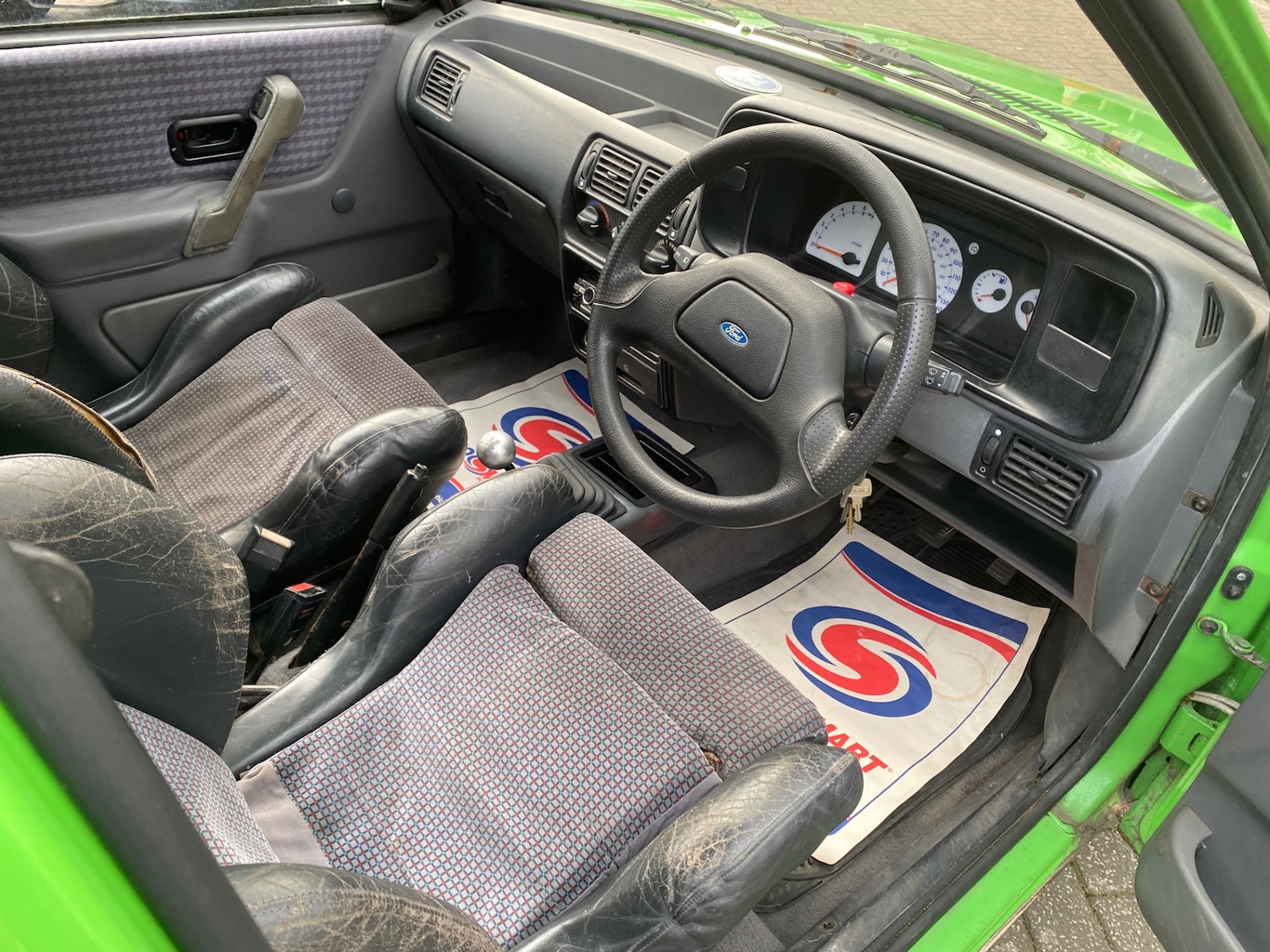 Used Ford Escort 1990 for sale - 77708273: Photo 9