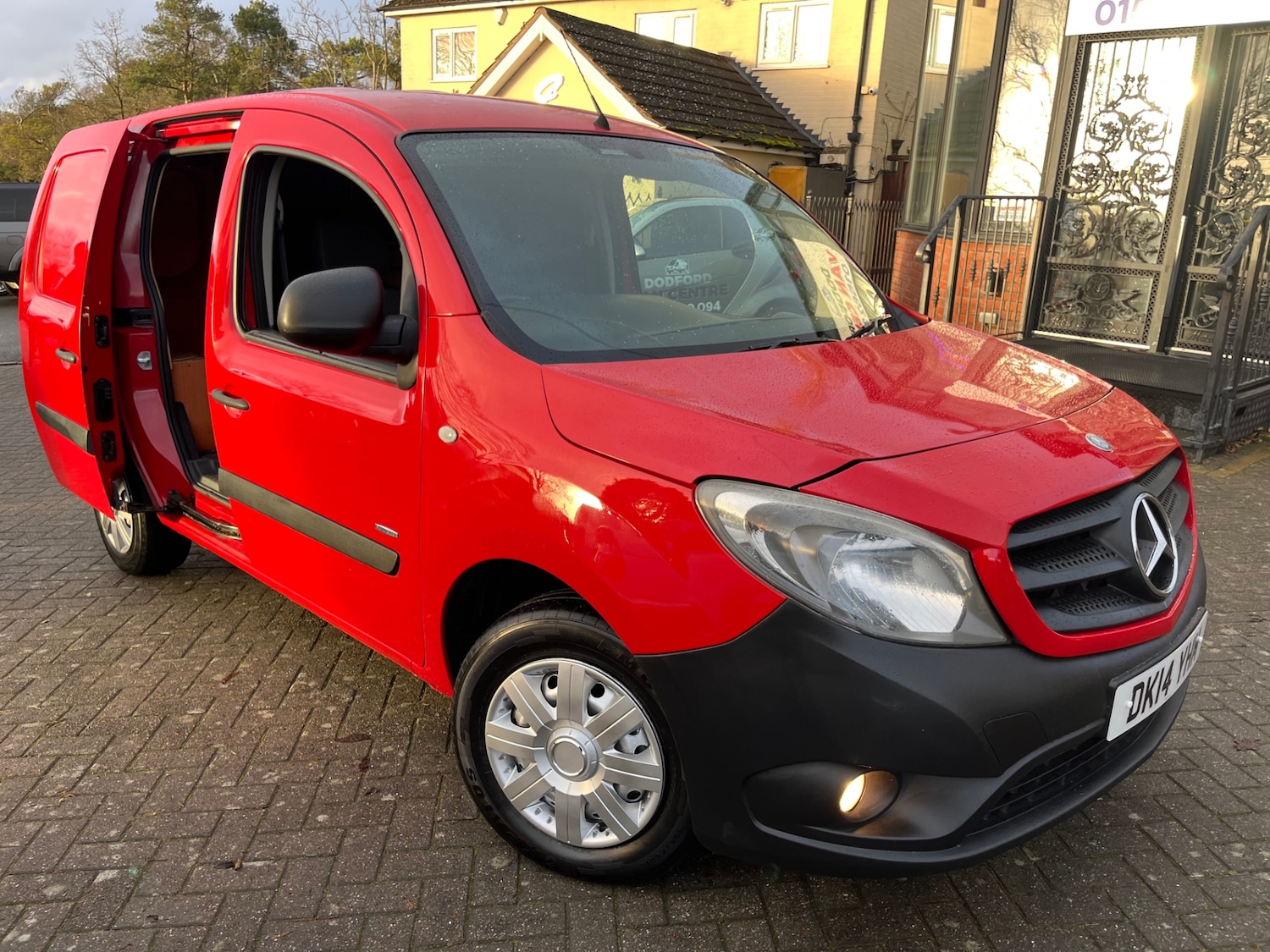 Used Mercedes-Benz Citan 2014 for sale - 77173285: Photo 2