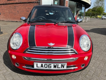 Used MINI Convertible 2006 for sale - 78470458: Photo