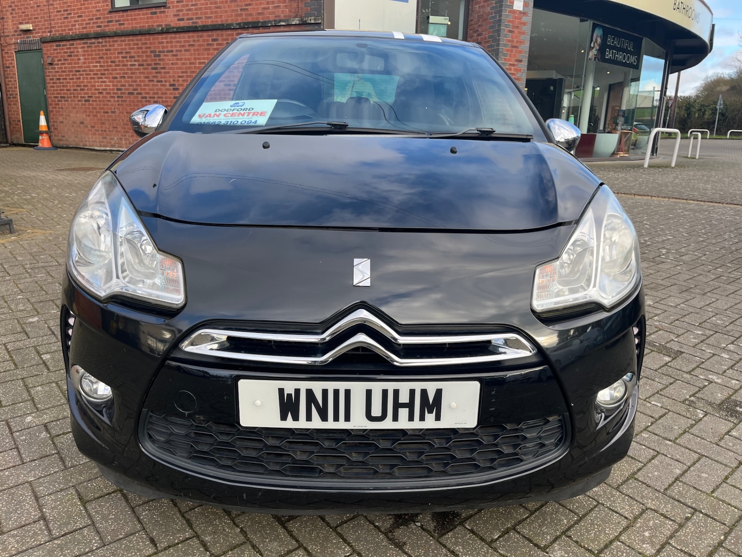 Used Citroen DS3 2011 for sale - 77584660: Photo 2