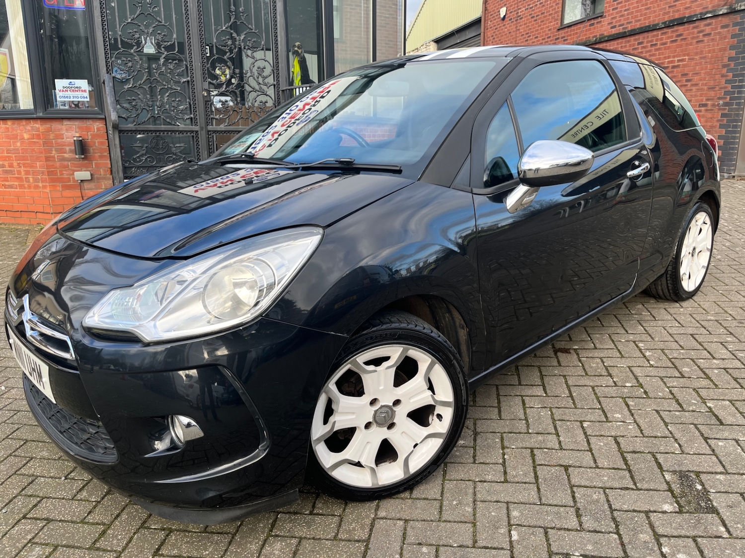 Used Citroen DS3 2011 for sale - 77584660: Photo 3