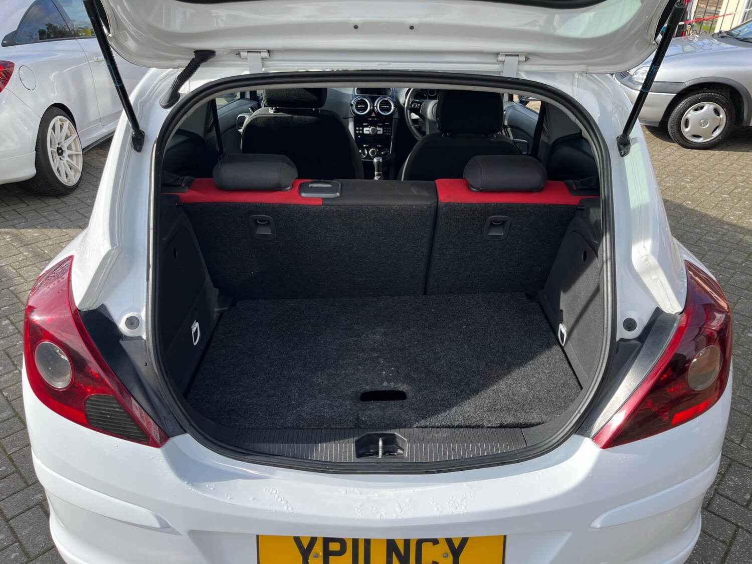 Used Vauxhall Corsa 2011 for sale - 77668204: Photo 7